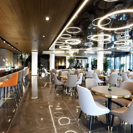 Grand Plaza & Congress Center 5* Ljubljana