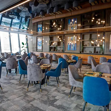 Grand Plaza & Congress Center Hotel 5*