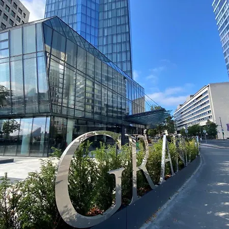 Grand Plaza & Congress Center 5*