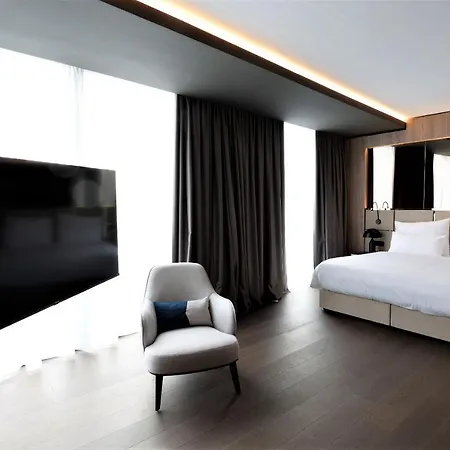 酒店 Grand Plaza & Congress Center 5*