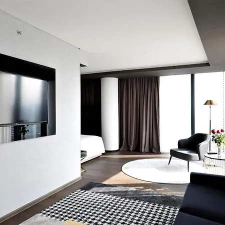 Hotel Grand Plaza & Congress Center