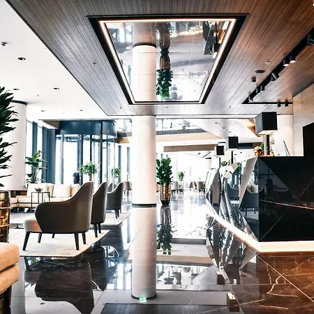 Grand Plaza & Congress Center