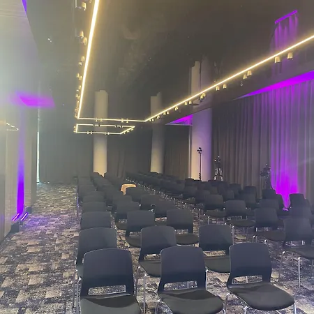 Grand Plaza & Congress Center 5* Lublana