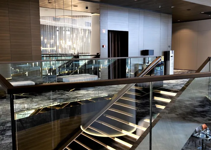 Hotel Grand Plaza & Congress Center 5*