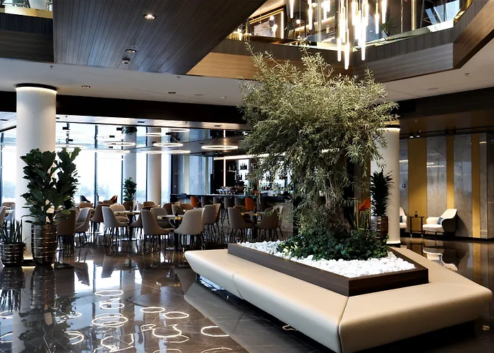 Hotel Grand Plaza & Congress Center 5*