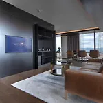 מלון Grand Plaza & Congress Center 5*