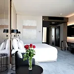 מלון Grand Plaza & Congress Center 5*
