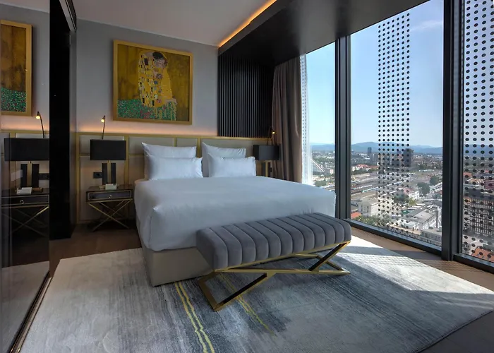 Grand Plaza & Congress Center