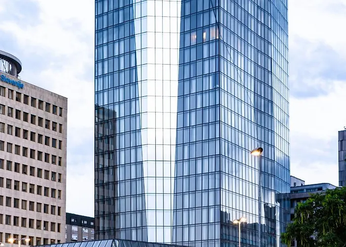 Grand Plaza & Congress Center Hotel